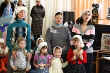 Поездка в дом-интернат для детей инвалидов  поселка Берёзовка