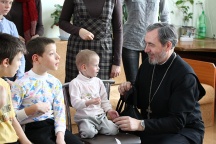 Поездка в дом-интернат для детей инвалидов  поселка Берёзовка